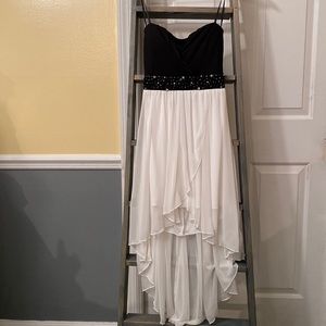 High-Low Black and White Sweetheart Dress - Size 7